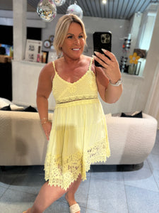 Sofia’s Dress - Yellows
