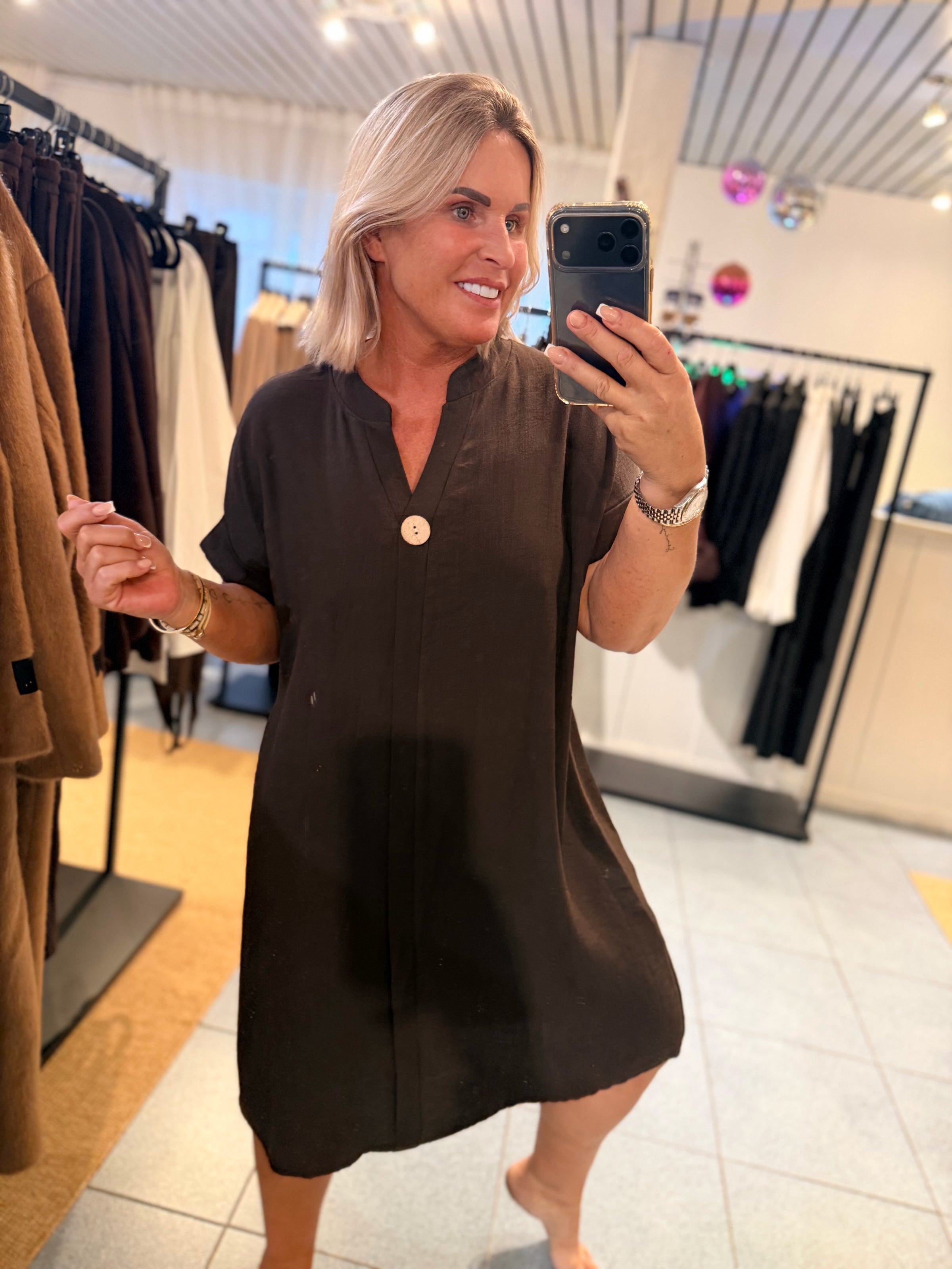 LICIA DRESS - BROWN