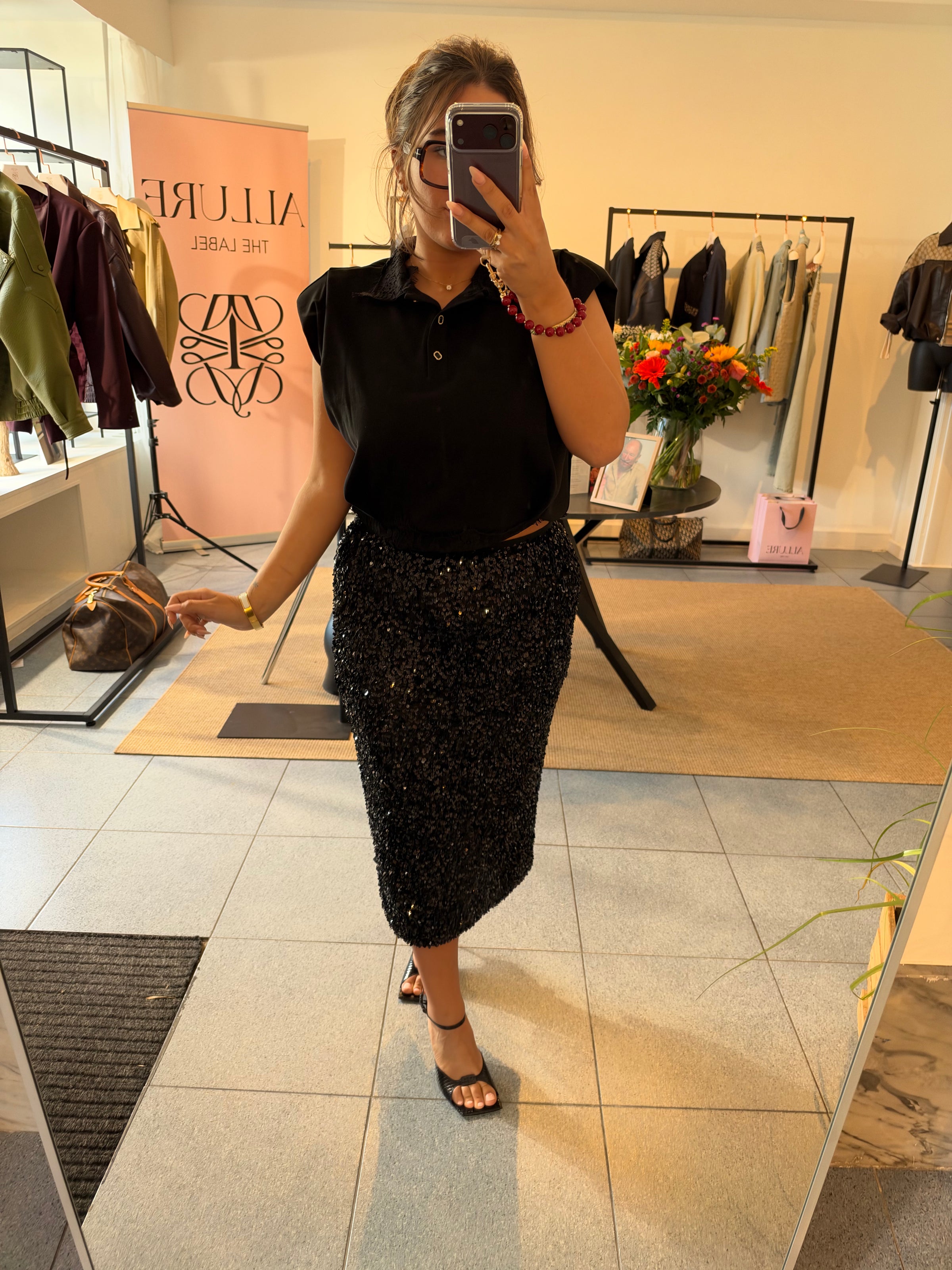 THE SPOTLIGHT LONG SKIRT - BLACK