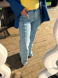 ICONIC JEANS