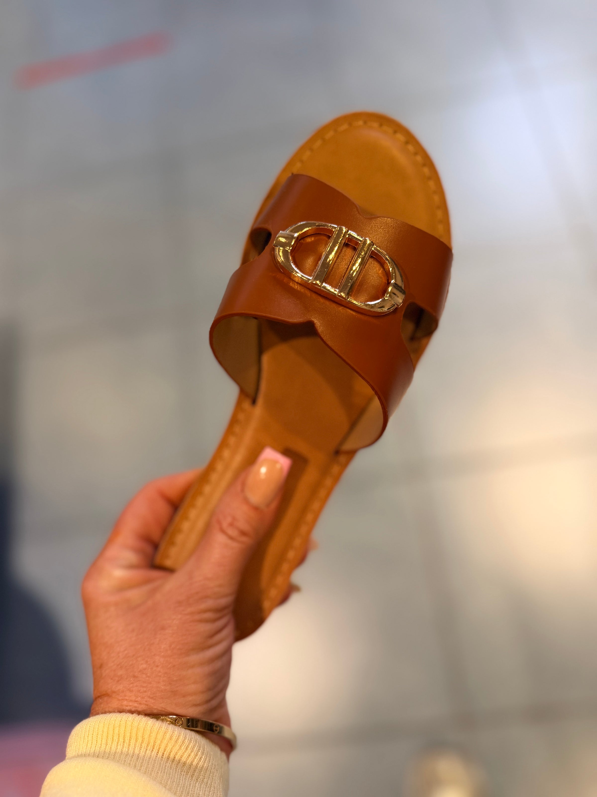 INSPIRED SANDALS - CAMEL