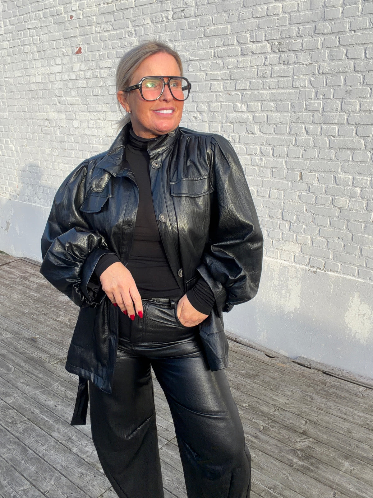 VICOLO CAPPOTTO - BLACK