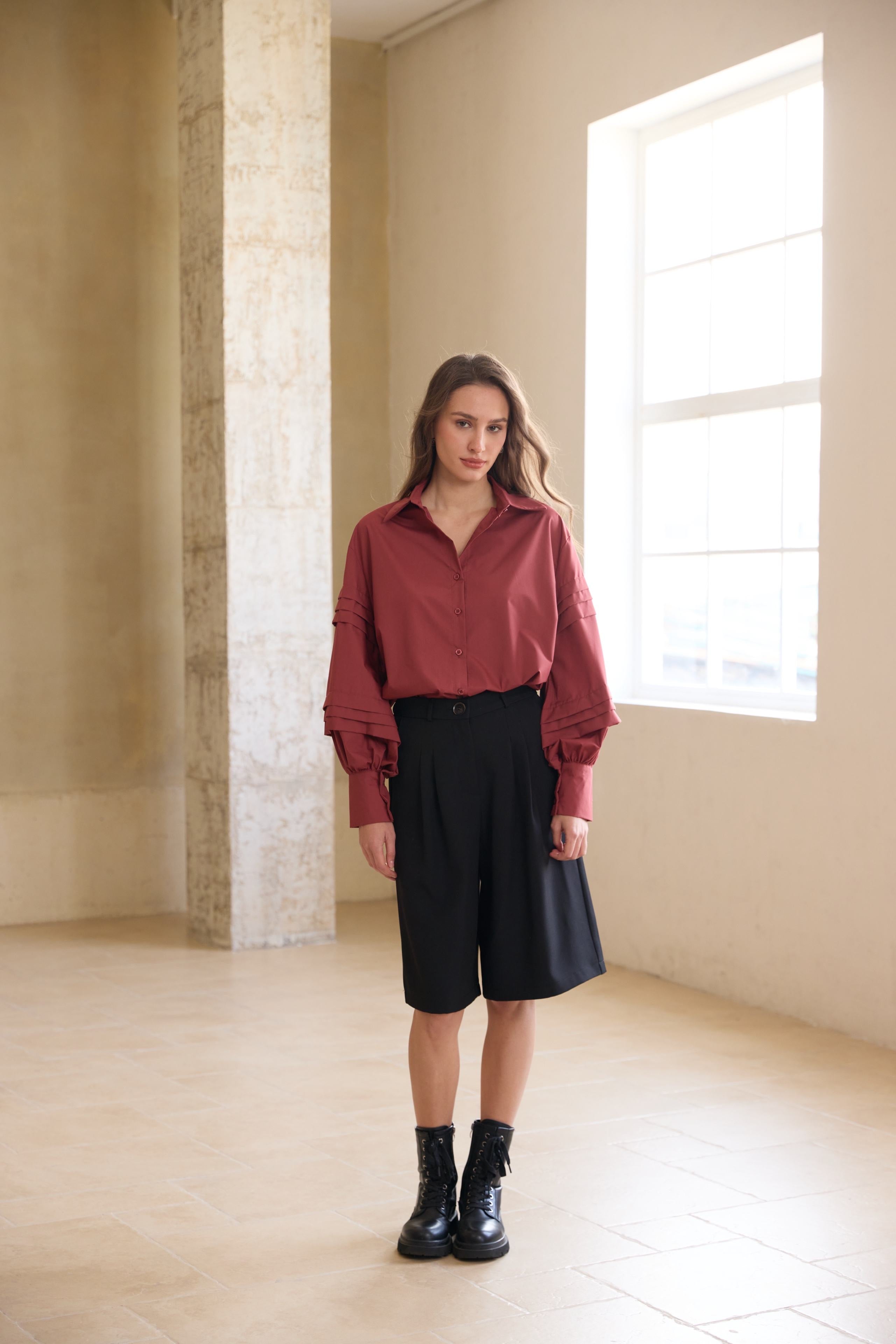 Amira Short - Black