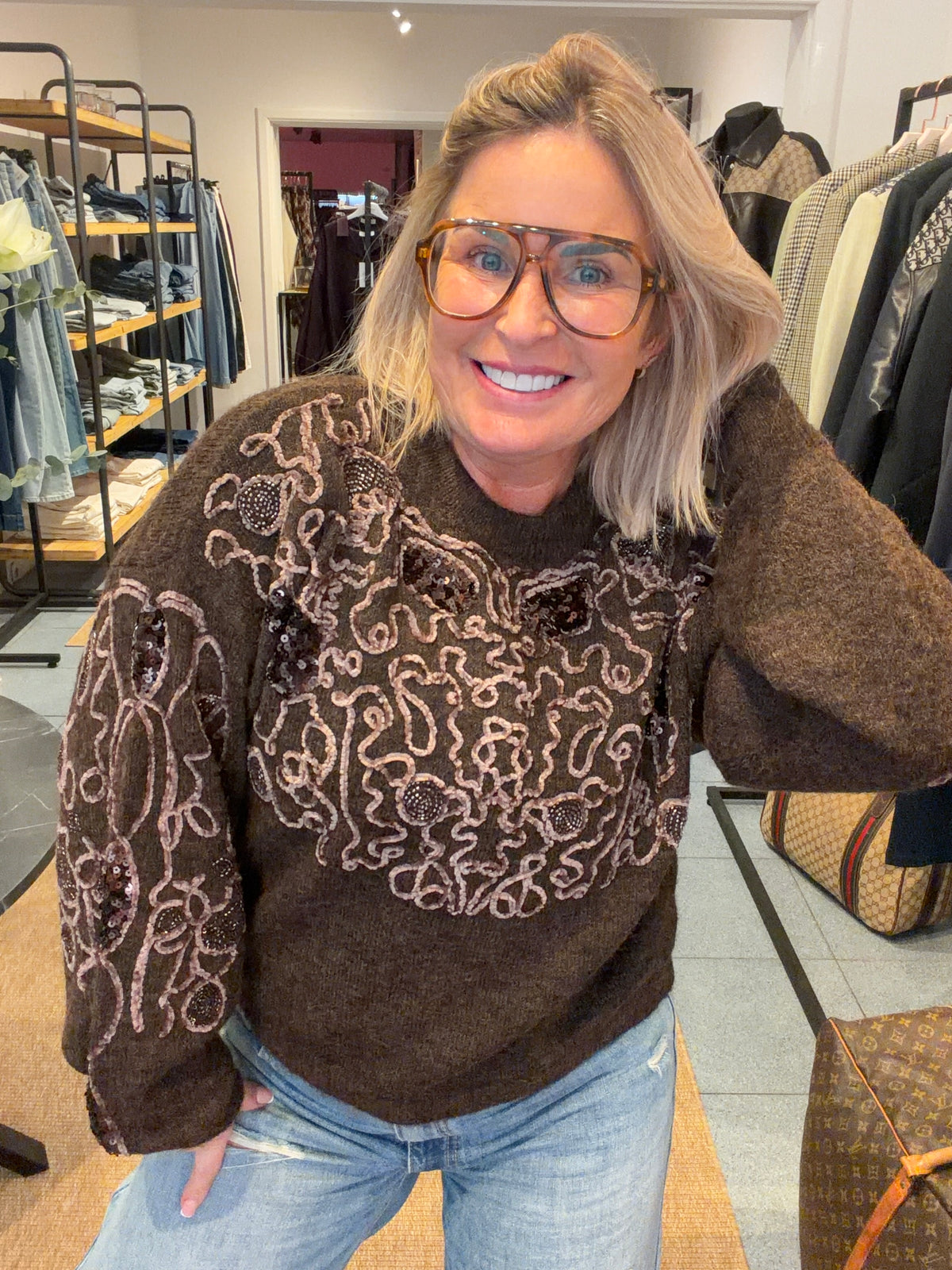 AMELIE RIO PULL -BROWN