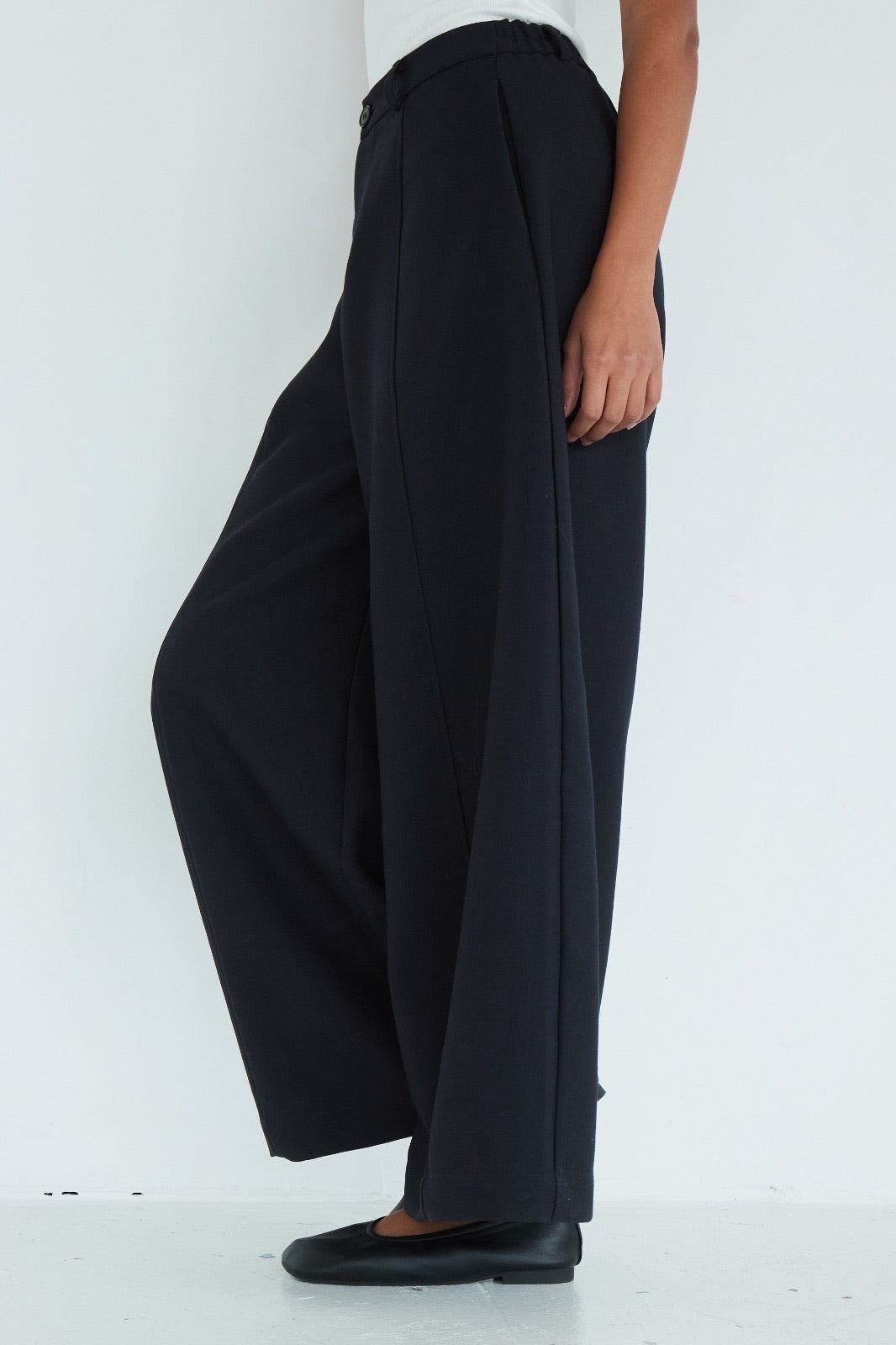 MIDNIGHT PANTS