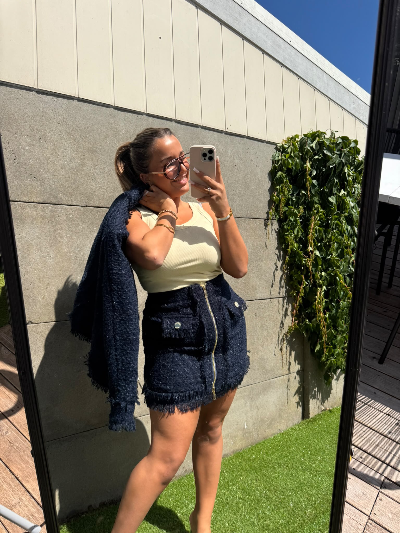 NO SECRET SKIRT