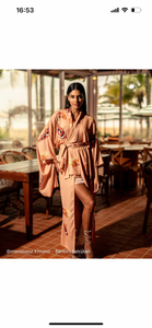 Maria Sanz Kimono Miss Gion Carpas Nude 24